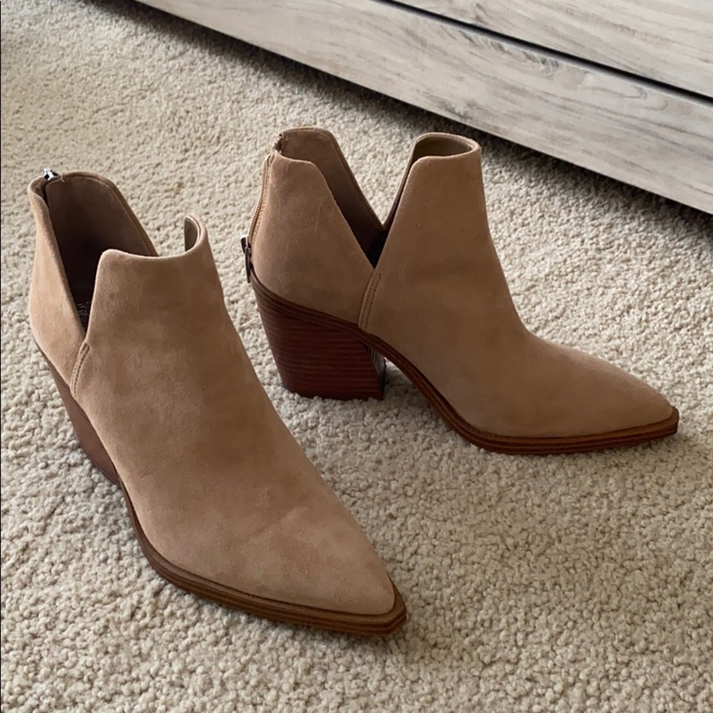 Tan booties !